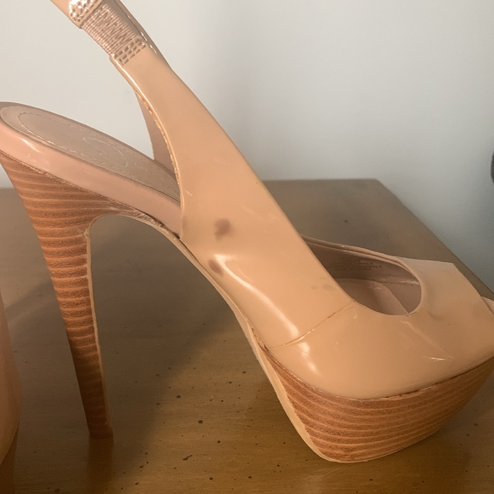 New never worn. - Picture 3 of 3